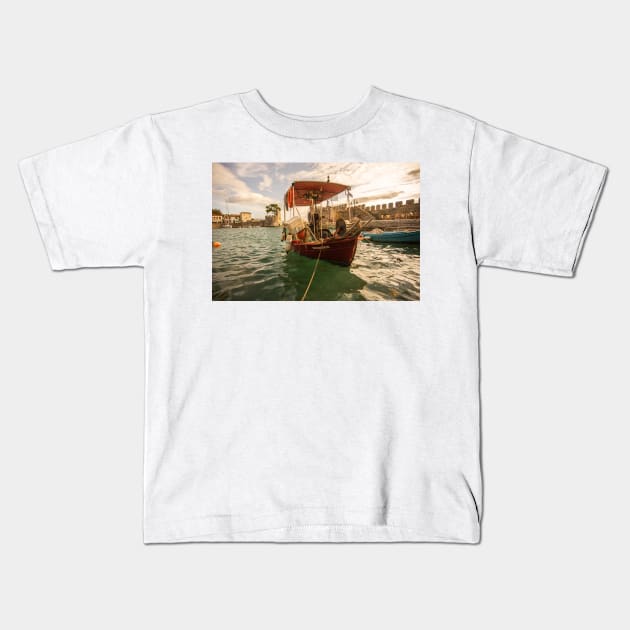 Corinth Seascapes Kids T-Shirt by KensLensDesigns